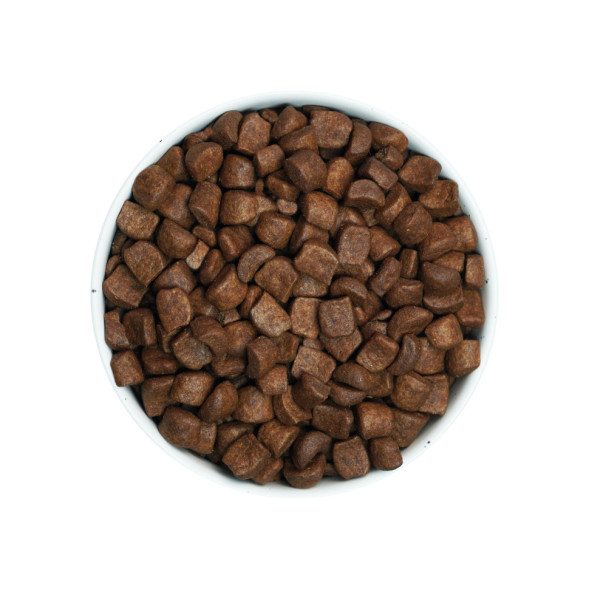 PETMI Big Cat Hair Care сухой корм для кошек крупных пород, для красивой шерсти, с курицей и говядиной - 1,5 кг