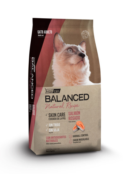Vitalcan Balanced Cat Adult Natural Recipe Pink Salmon сухой корм для взрослых кошек с лососем - 7,5 кг